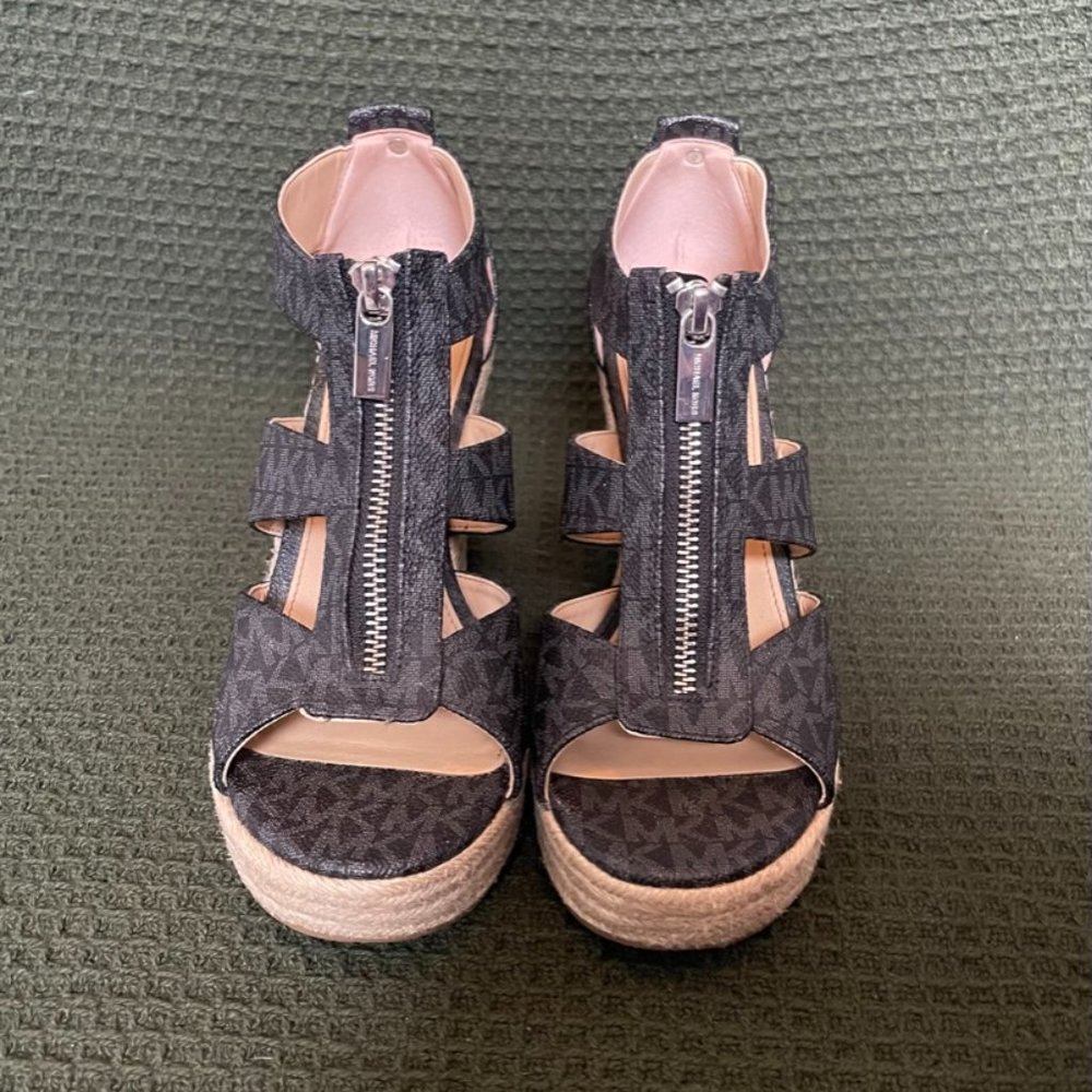 Michael Kors Damita Espadrille Wedge Size 7 Black